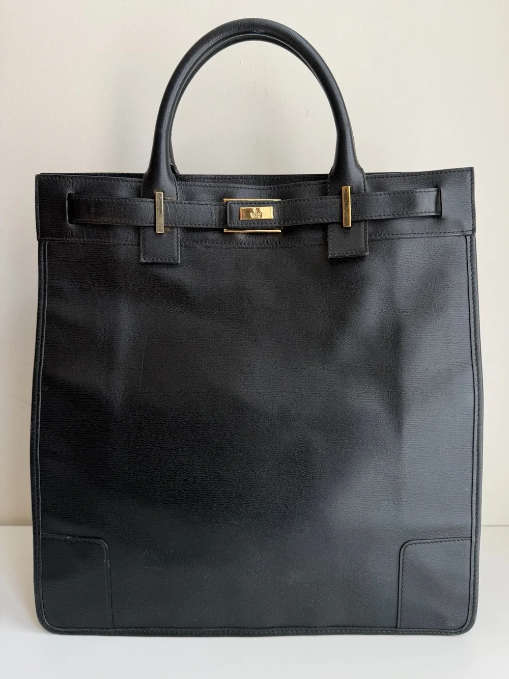 Authentic GUCCI Black Leather Top Handle Bag